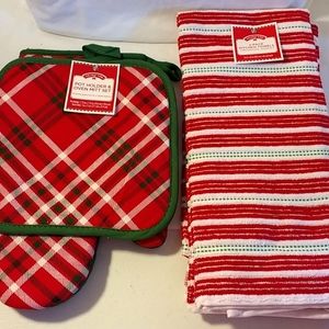 Christmas Dish Towels & Oven Mitt Set